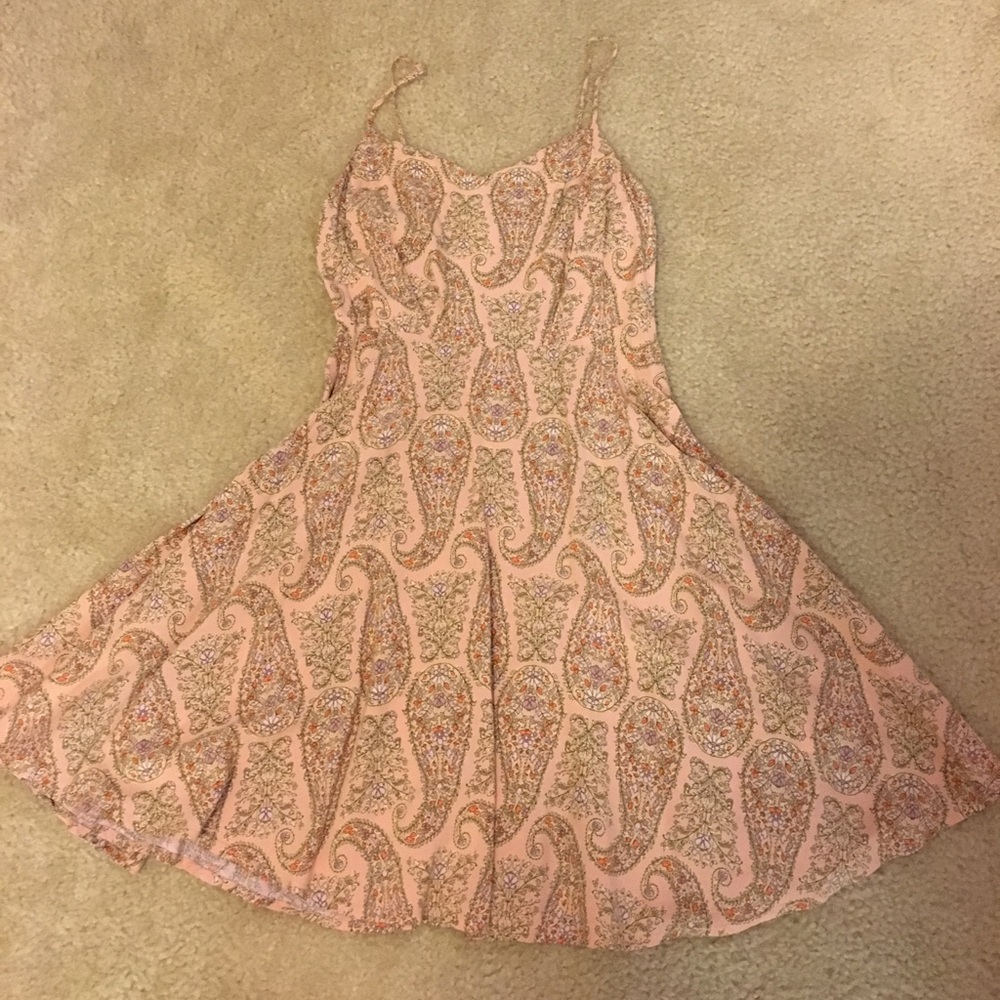 NWOT Pink Paisley Summer Dress